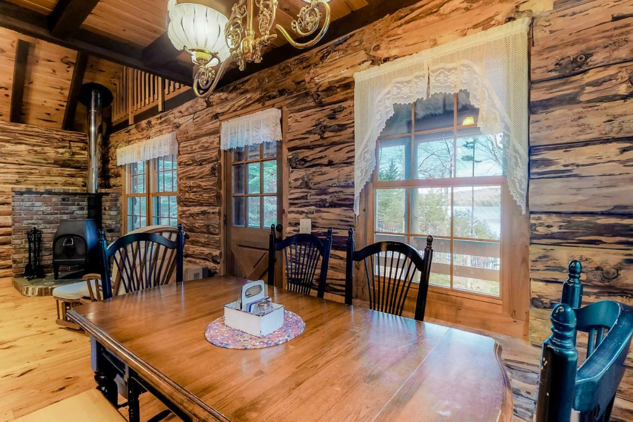 Loon Landing Lodge Greenville Buitenkant foto