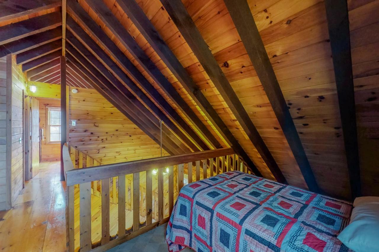 Loon Landing Lodge Greenville Buitenkant foto